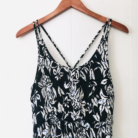 LOFT Dresses & Skirts - • strappy LOFT floral maxi dress •